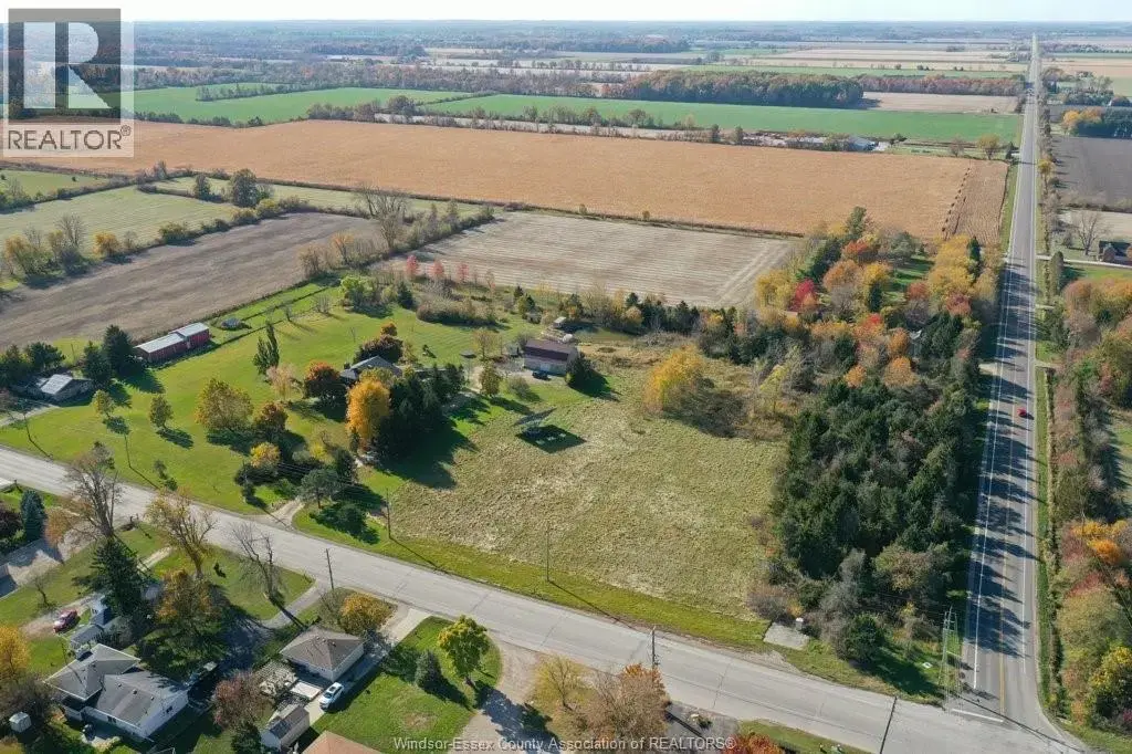 2495 Division Road North, Kingsville